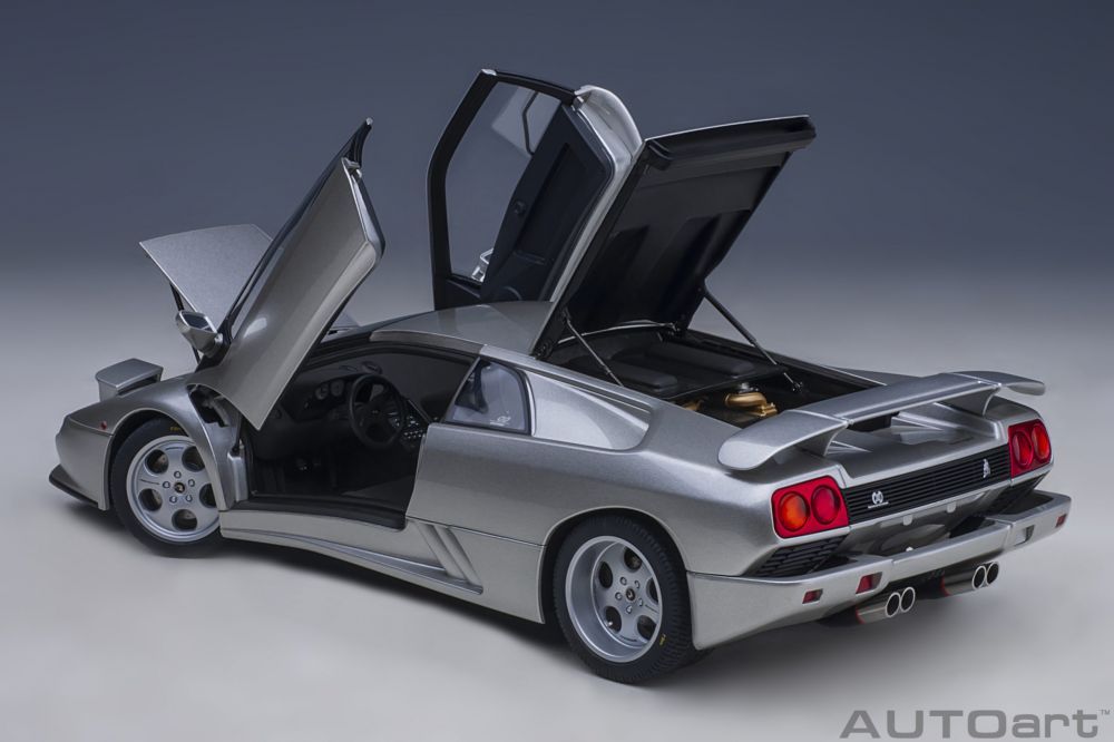 AutoArt Lamborghini Diablo SE JOTA 1:18