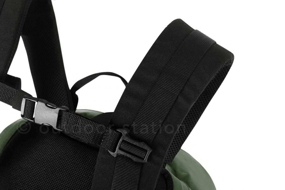 Waterproof-backpack-Feelfree-Dry-Tank-30L-olive-7.jpg