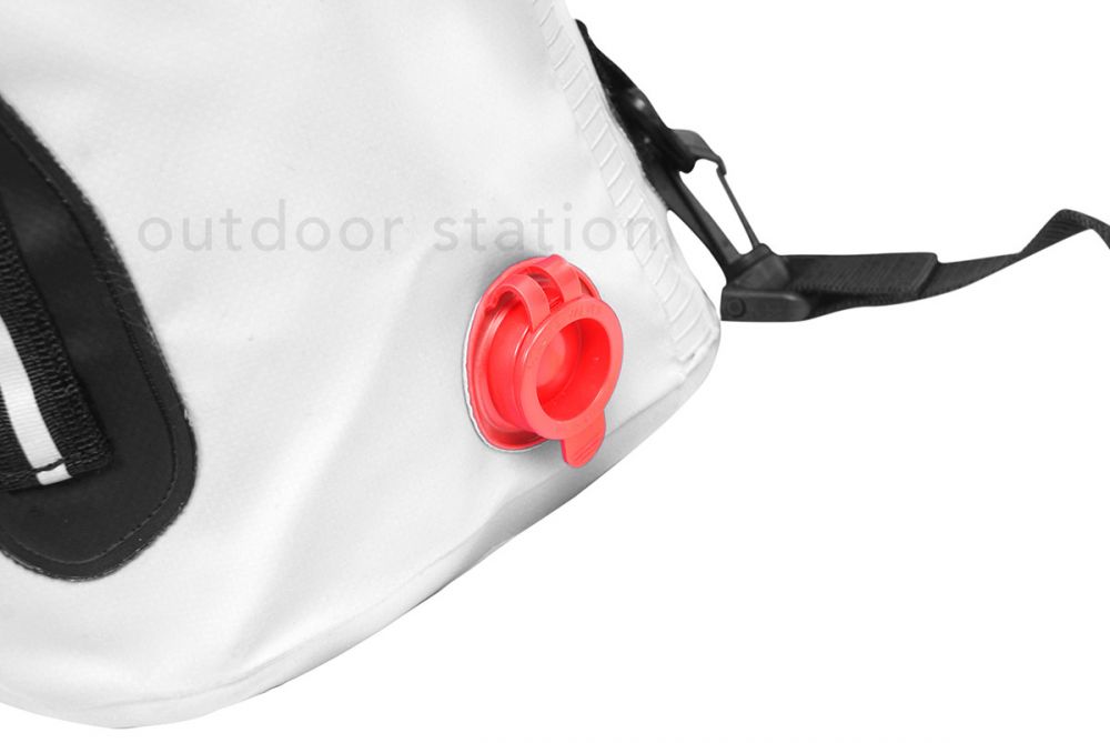 Waterproof-backpack-bag-Feelfree-Go-Pack-20L-white-8.jpg