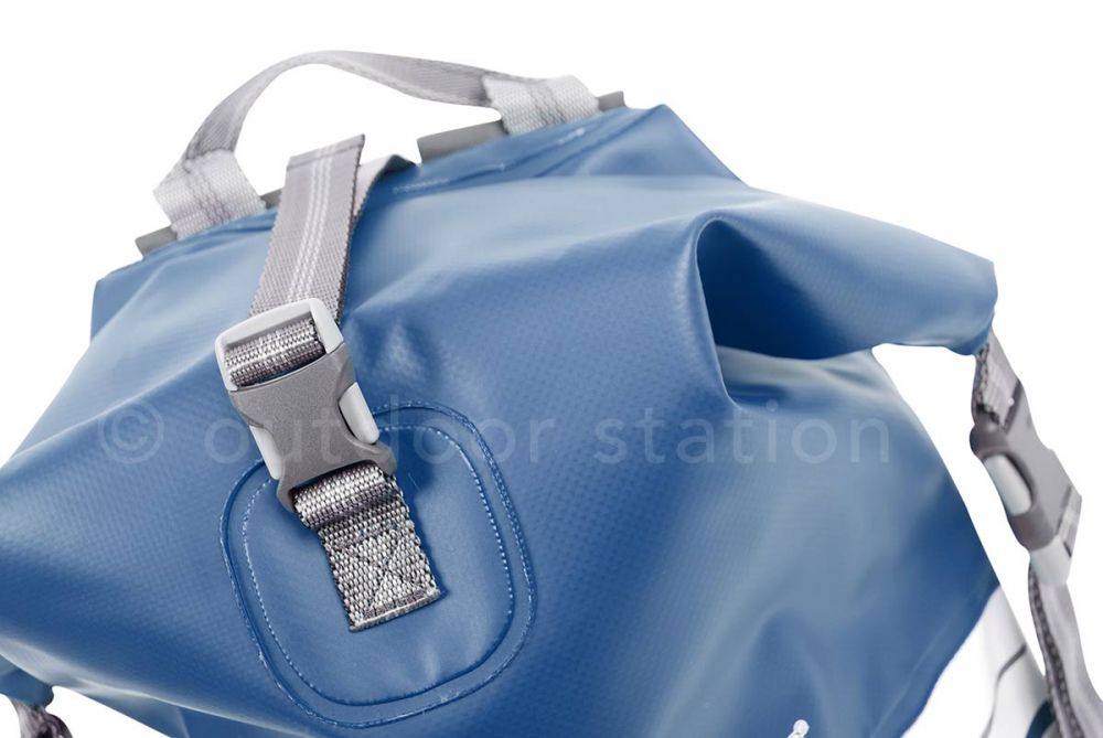 feelfree-waterproof-backpack-dry-tank-mini-traditional-navy-TNKMINITRD-4.jpg