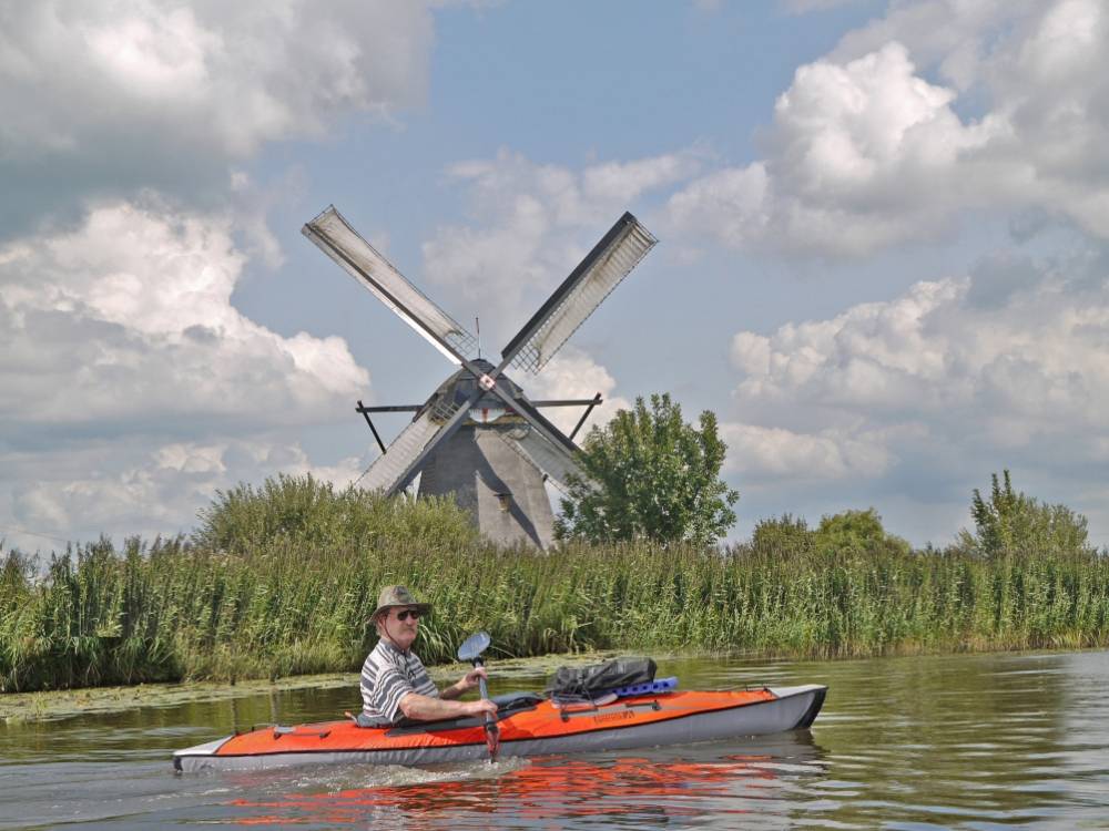 Inflatable kayak Advanced Elements AdvancedFrame red