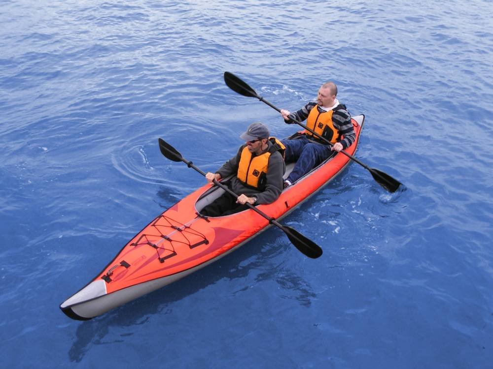 inflatable-kayak-ae-advancedframe-convertible-red-kjkaeafcred-12.jpg