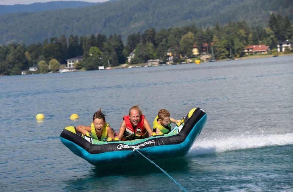 Spinera inflatable towable tube Wing 3