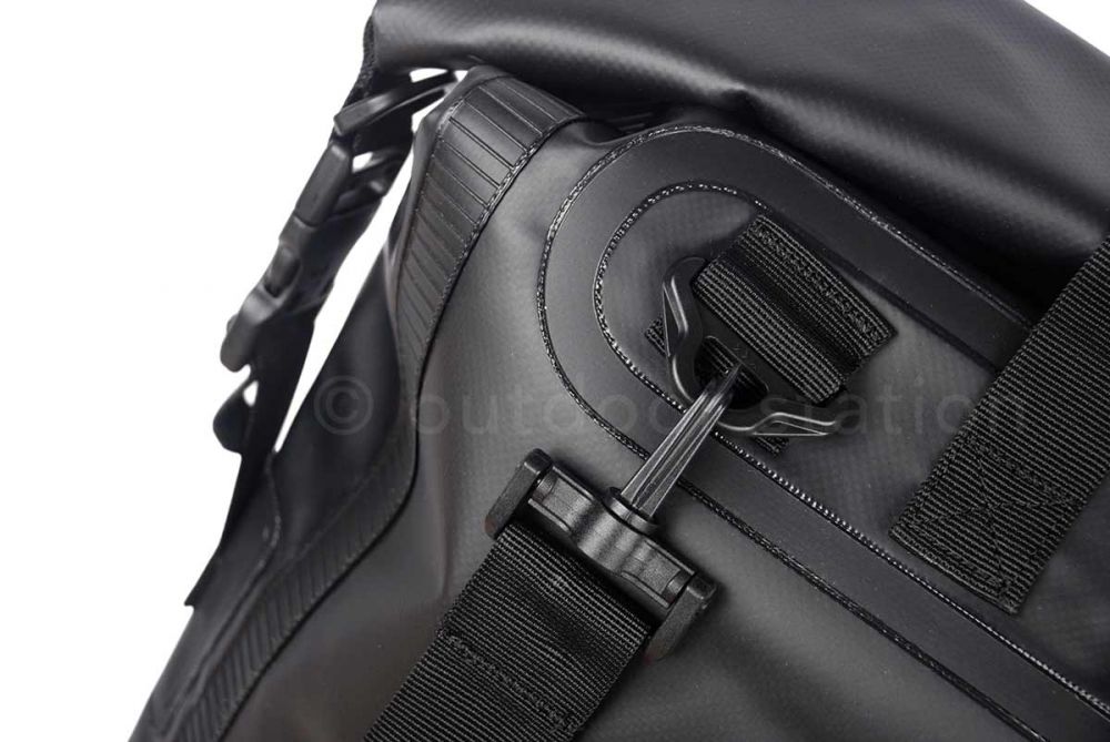 waterproof-backpack-bag-feelfree-go-pack-20l-gp20blk-6.jpg