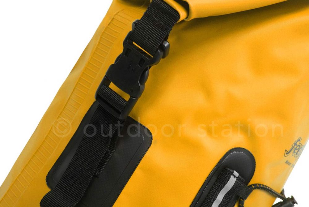 waterproof-backpack-bag-feelfree-go-pack-20l-gp20ylw-5.jpg