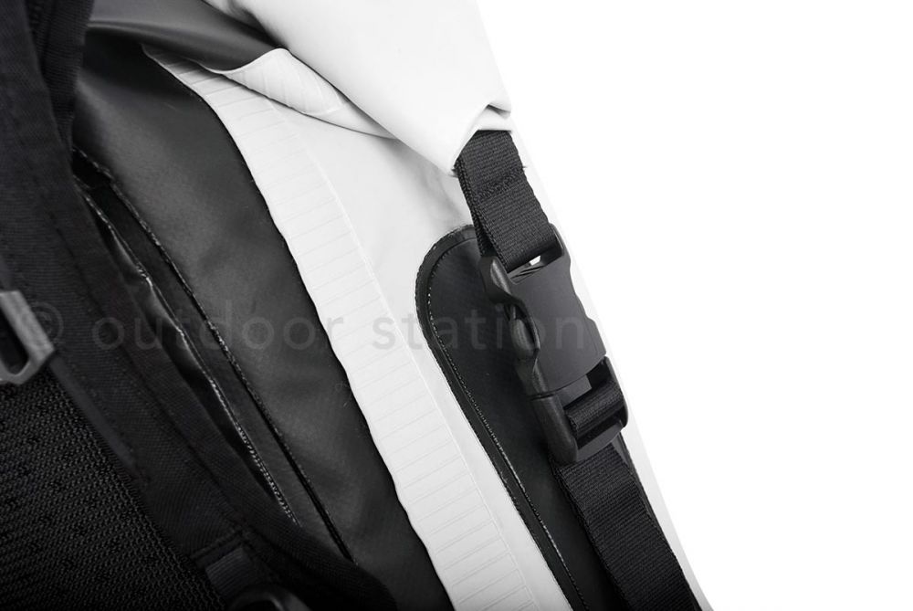 Waterproof motorcycle backpack Feelfree Metro 15L White