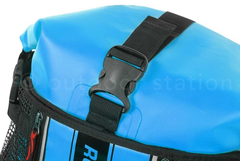 waterproof-outdoor-backpack-feelfree-roadster-25l-rdt25sky-3.jpg