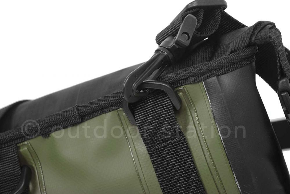 waterproof-shoulder-crossbody-bag-feelfree-jazz-2l-jazolv-8.jpg