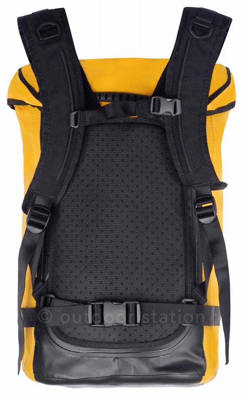waterproof-urban-backpack-feelfree-track-25l-trk25ylw-2.jpg
